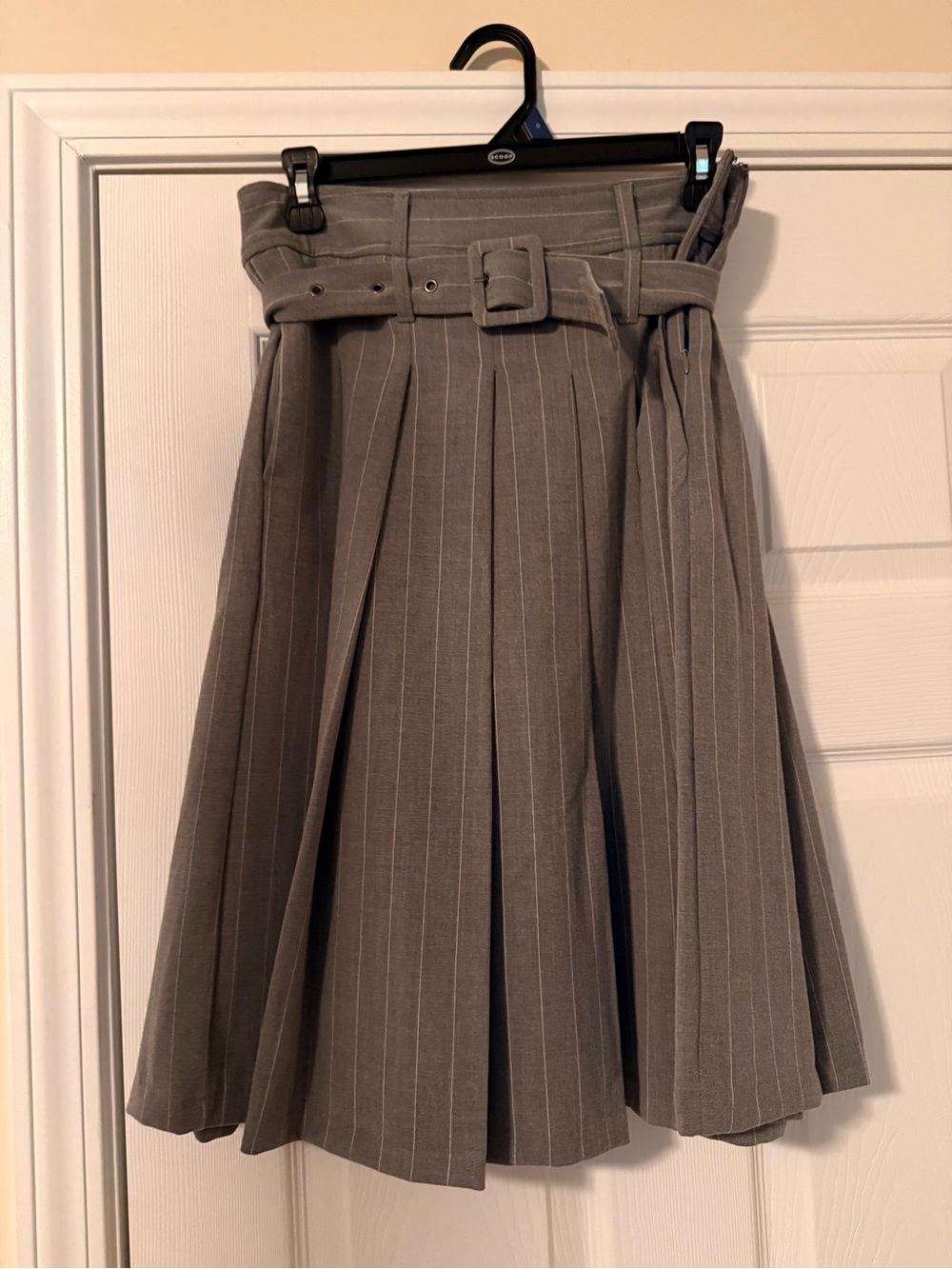 High-Waist Pleated Pinstripe A-Line Skirt in Gray with Belt